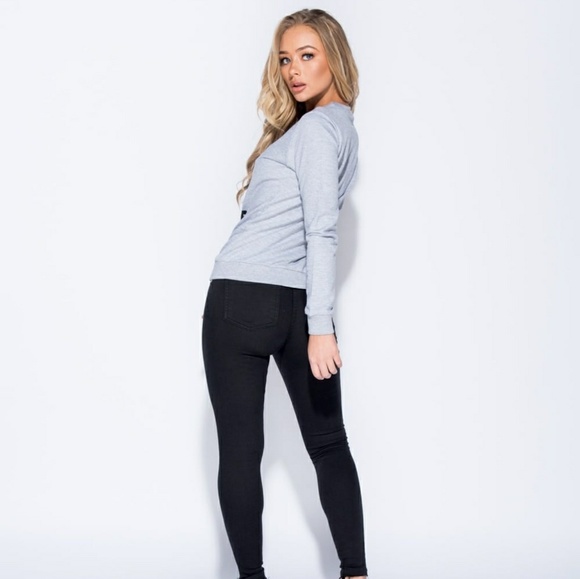 Sz. 4 left!! NWT Its a girls world sweatshirt - Picture 3 of 5